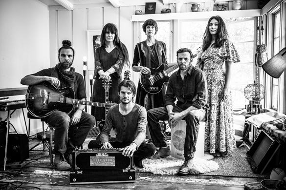 WHEN LIFE HANDS YOU CHRIS TRAYNOR…YOU LISTEN TO HIS NEW EP FROM HIGH DESERT&nbsp;FIRES