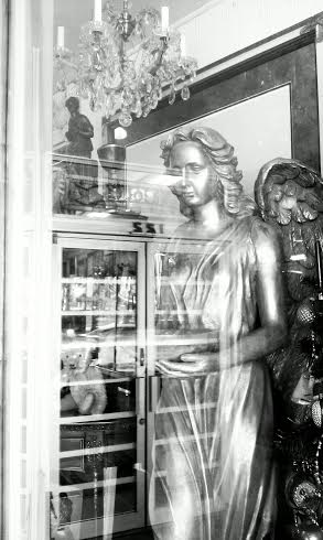 Angel of the Antiques