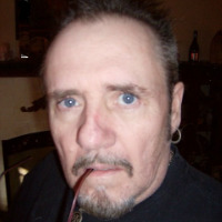 Ken Allan Dronsfield, Bio Pic (2)