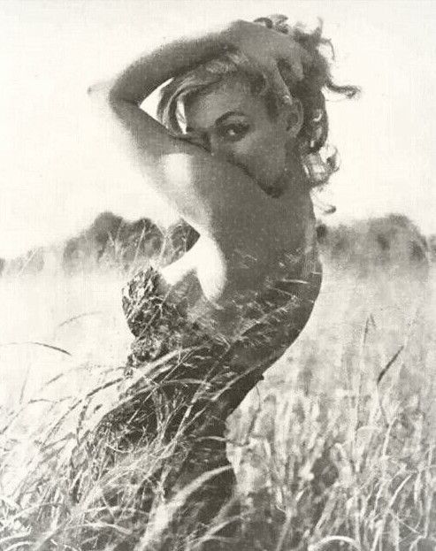 Girl Lust – by ROB TRUE