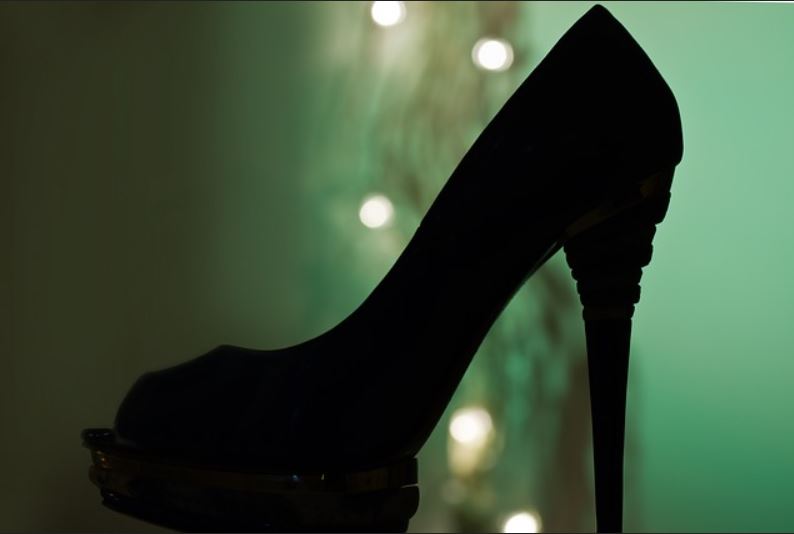 Freak Show / Ladyboy – by Brandon&nbsp;Earley