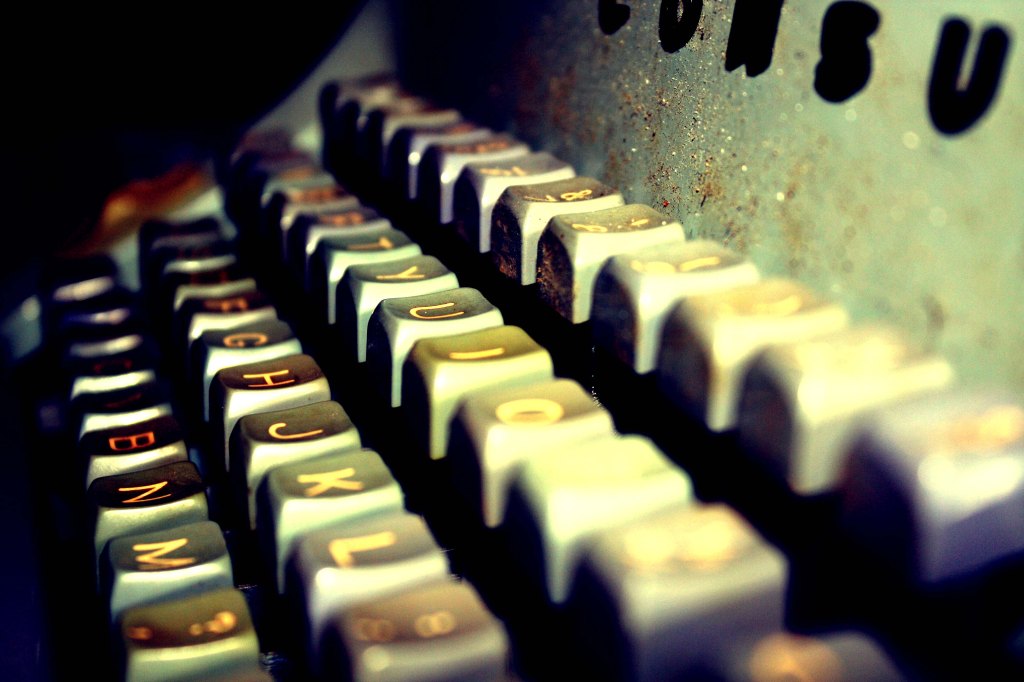 SLM Interviews The Writer, Amanda McLeod – (Heads up – She’s Savvy and A Damn Good&nbsp;Writer)