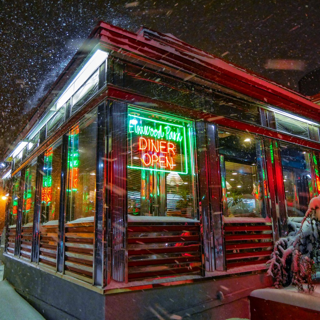 Southern Snow by Stacey&nbsp;Longenberger
